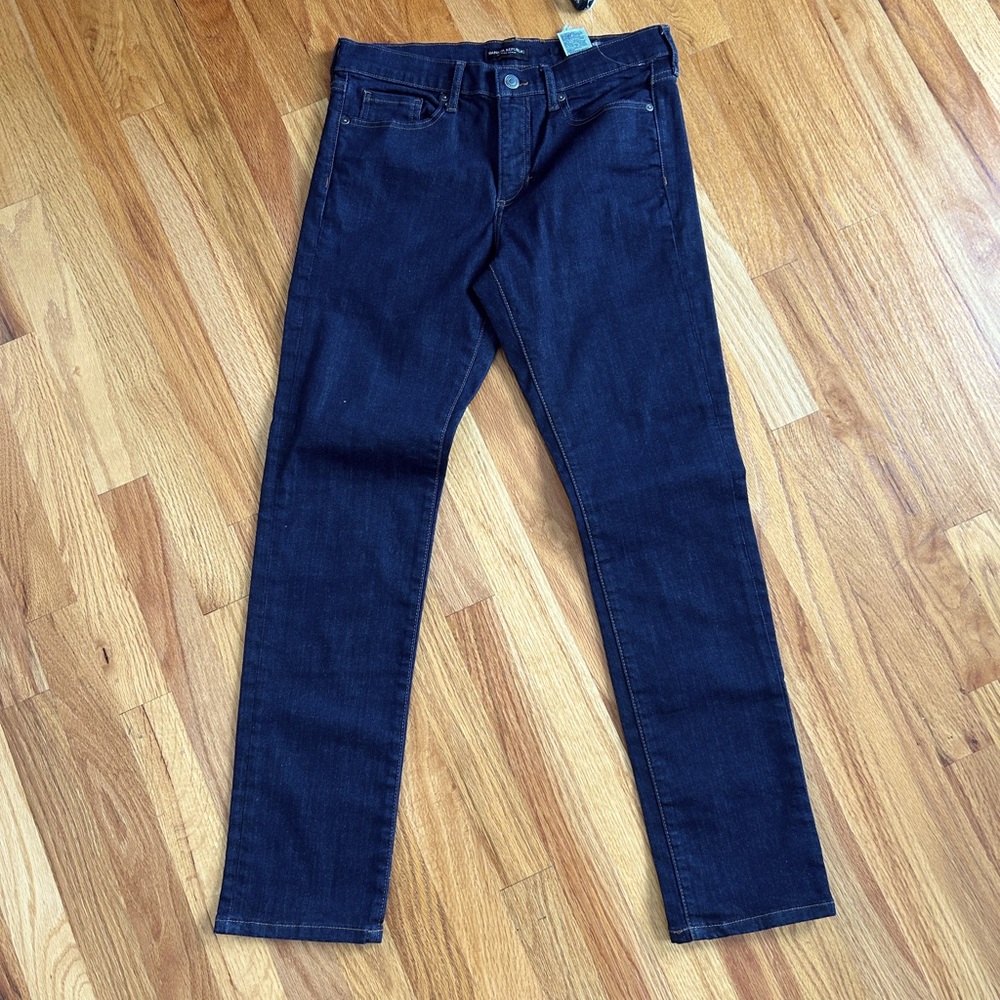 Banana Republic Slim Straight Jeans size 29